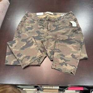 Curvy Camouflage Skinny Jeans for Women